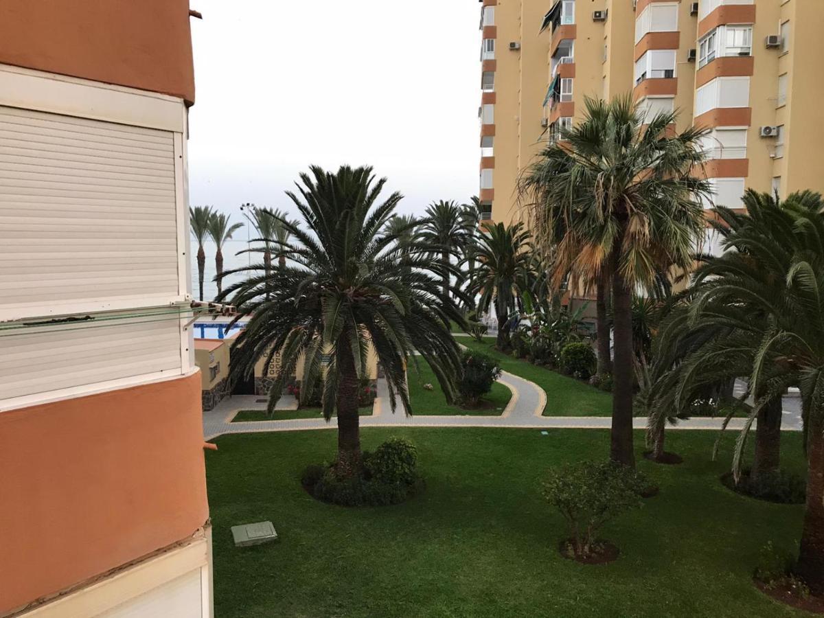 Apartamentos Centro Internacional Algarrobo-Costa 外观 照片