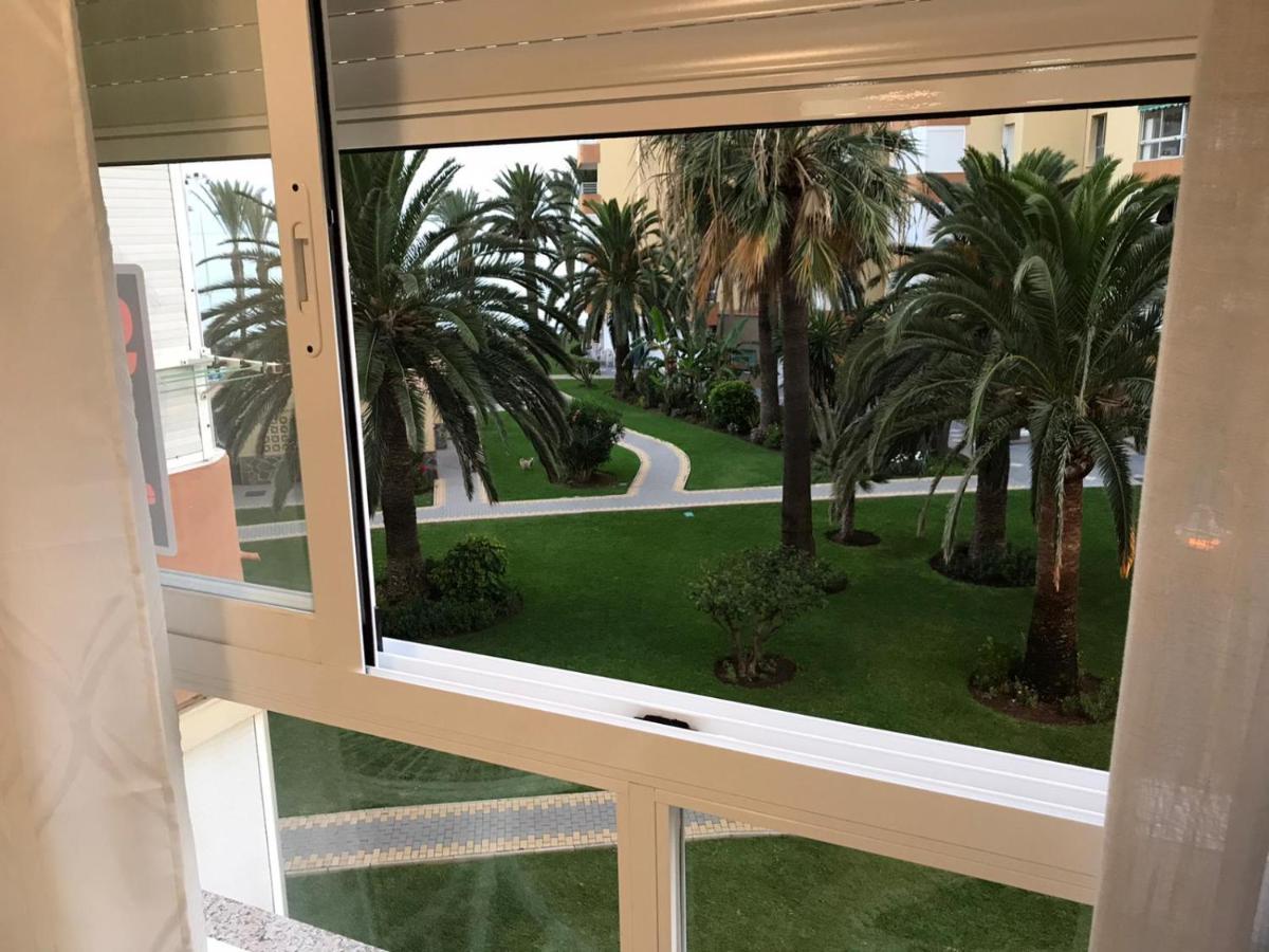 Apartamentos Centro Internacional Algarrobo-Costa 外观 照片
